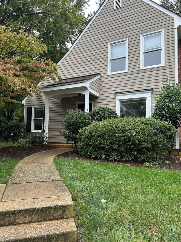 Foto principal - MUST SEE TOWNHOUSE!!!