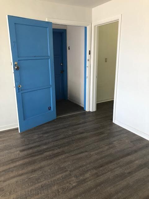 Building Photo - 2441 3rd St