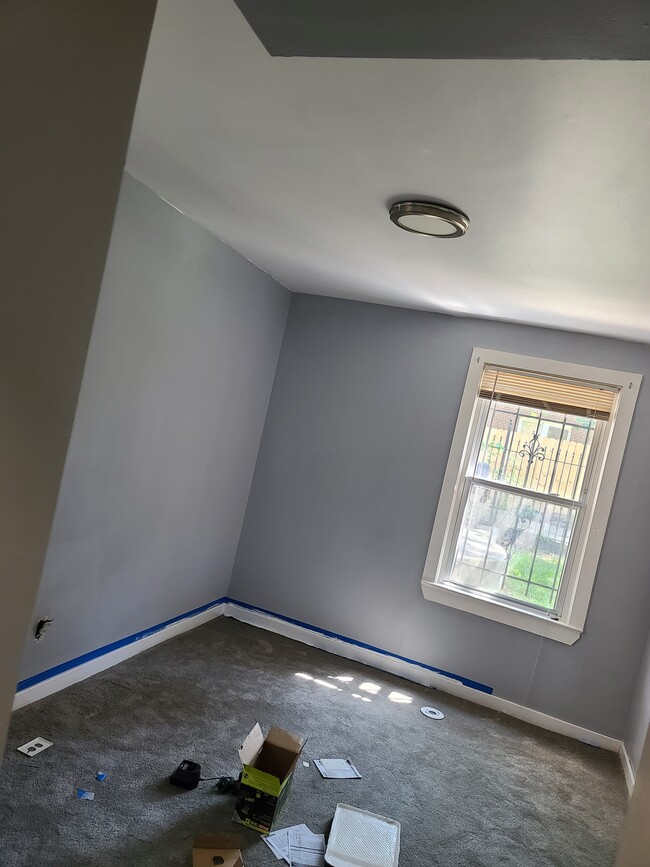 Bedroom (New Carpet) - 351 Parkland Pl SE