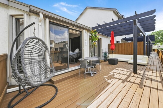 Photo - 1012 Landings Blvd Townhome