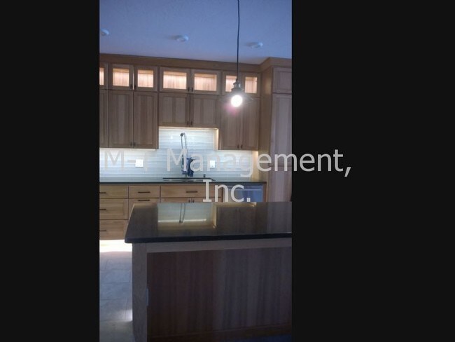 Foto del edificio - 700 W 7th Ave