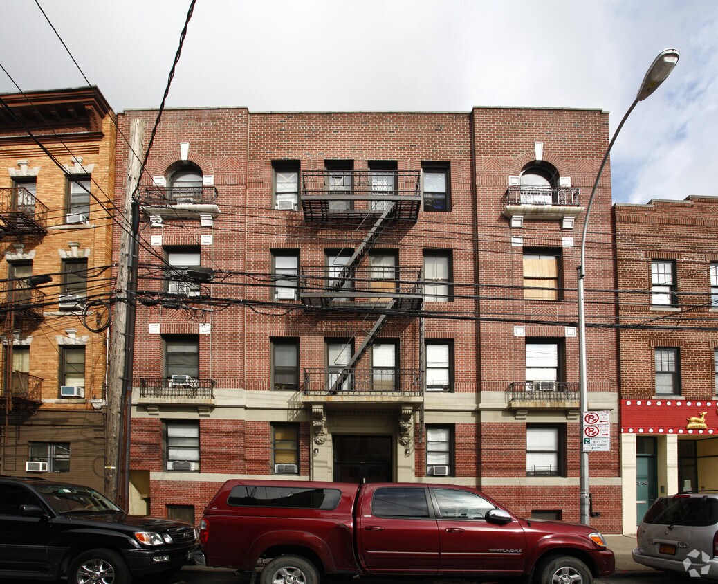 Foto del edificio - 38-32 29th St