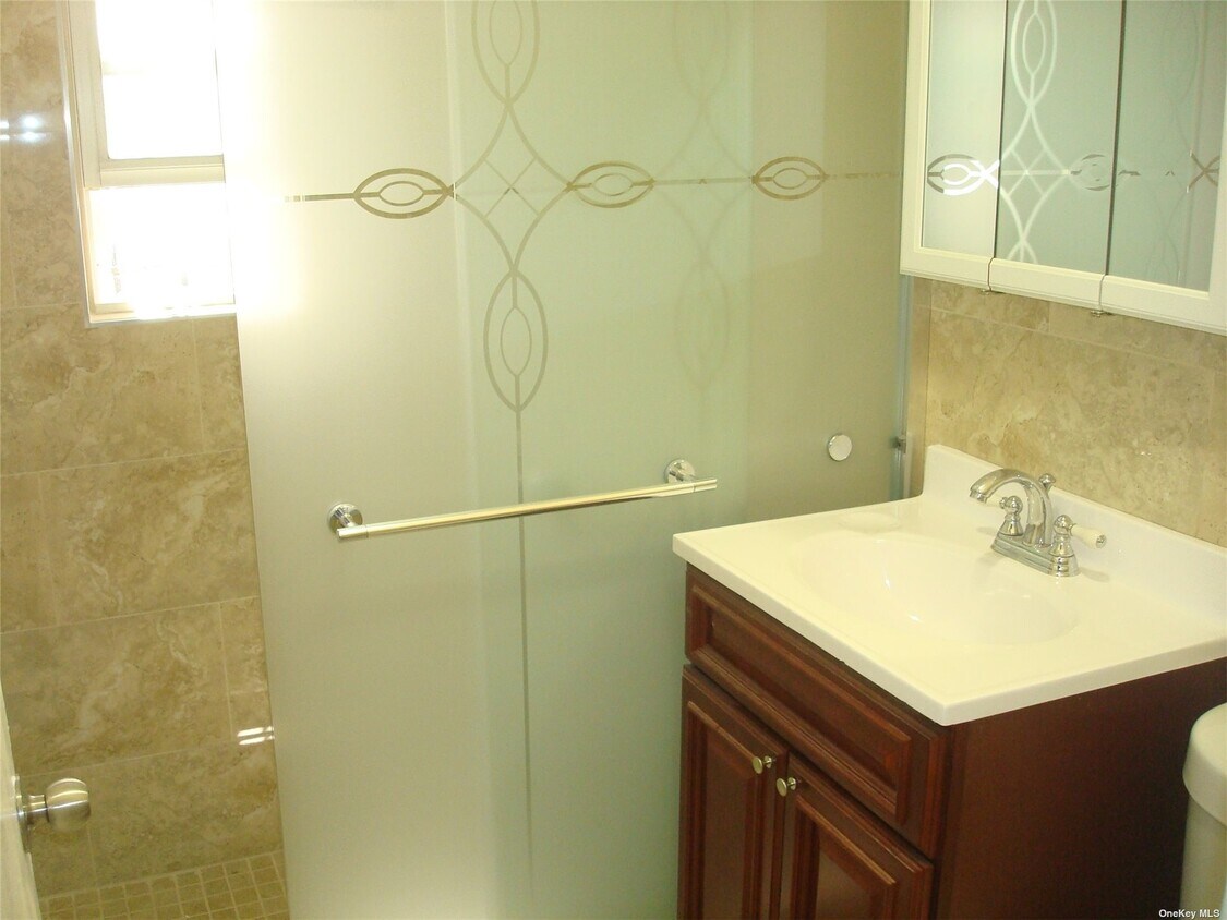 1173 E 52nd St, Canarsie, NY 11236 Apartment for Rent in Canarsie, NY