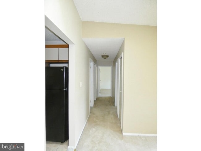 Foto del edificio - 12 Holly Ct