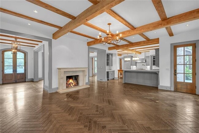 Foto del edificio - 425 Broadland Rd NW