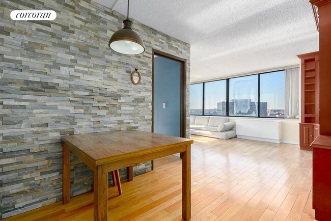 Foto del edificio - 62-54 97th Pl