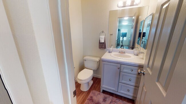 Building Photo - 1057 Sitting Bull Ct