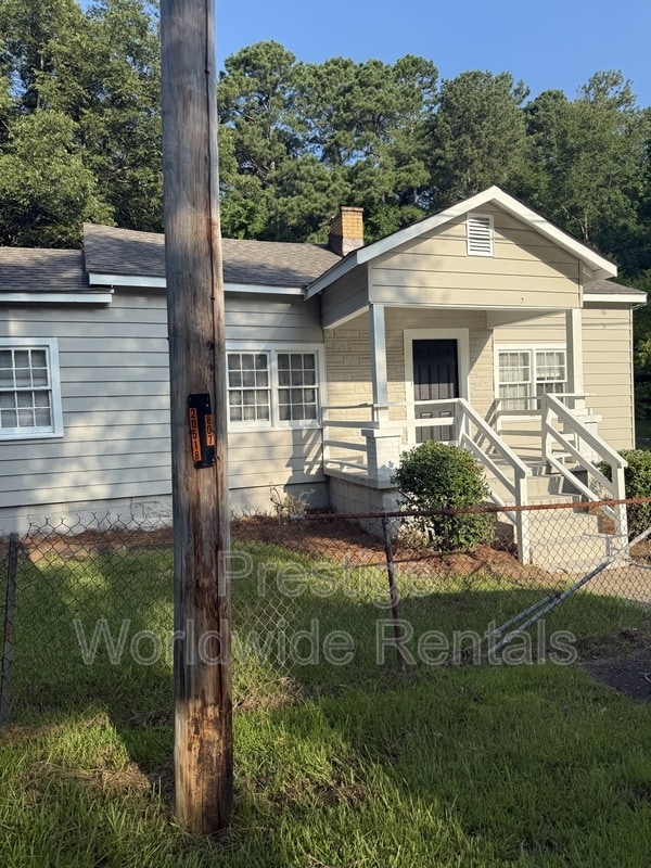 Building Photo - 614 Max Anderson Dr