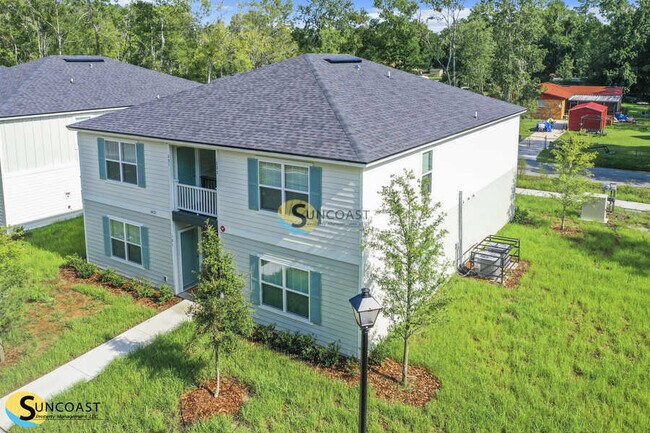 Building Photo - 6475 Breezy Oaks Wy