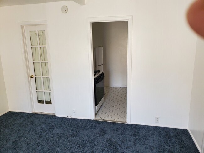 Foto del edificio - 11012 Aletta Ave