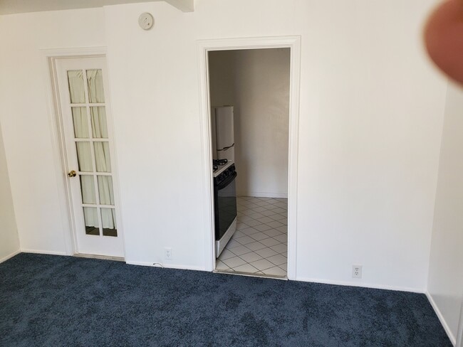 Building Photo - 11012 Aletta Ave