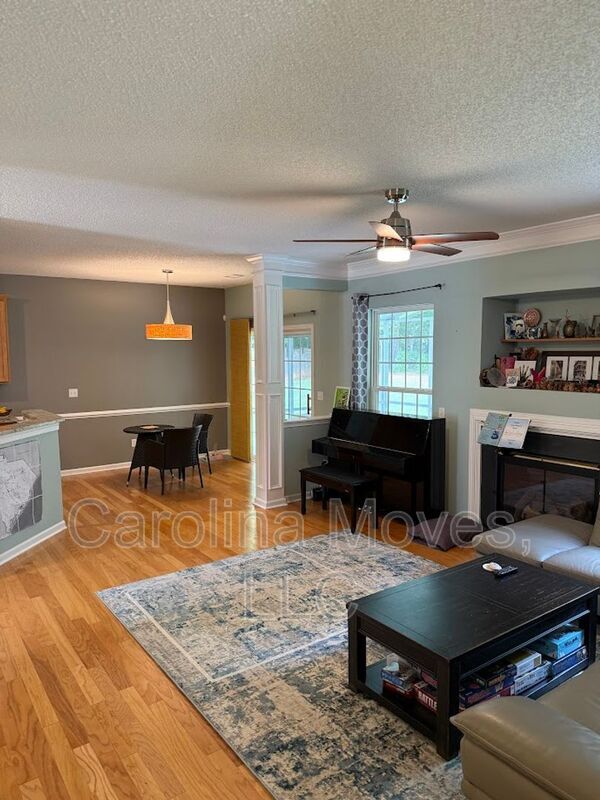 Foto del edificio - 510 Grafton Ct