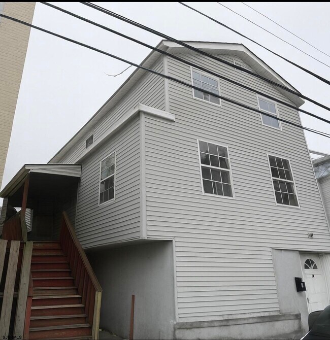 Building Photo - 130 N Tennessee Ave