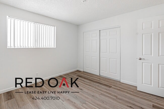 Foto del edificio - 9158 Pepper Ave