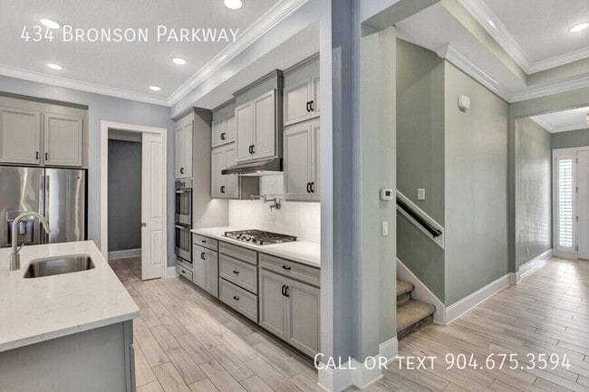 Building Photo - 434 Bronson Pkwy
