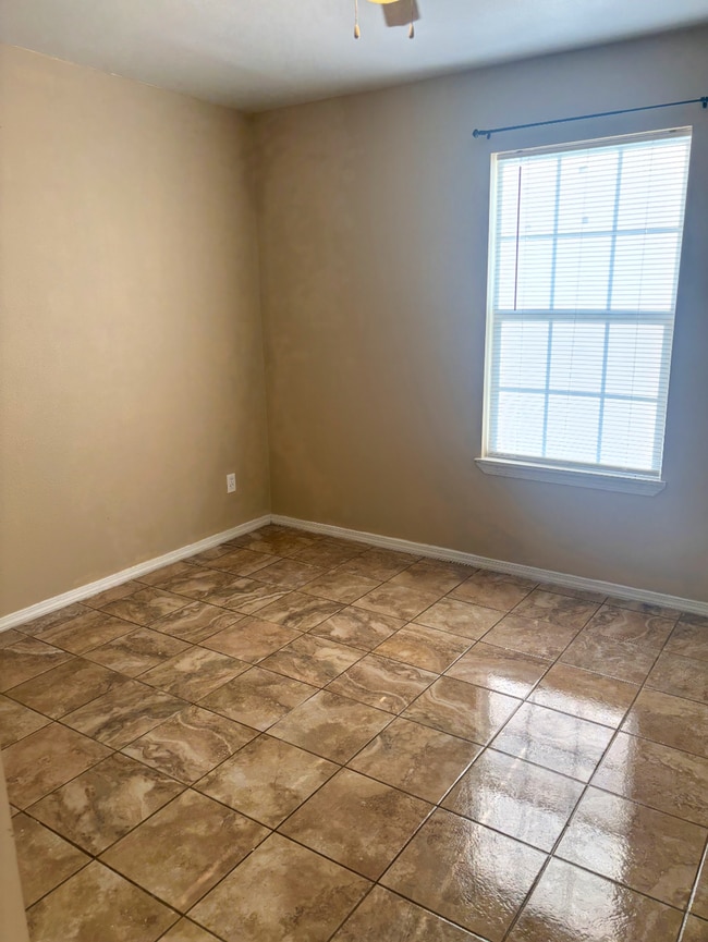 Building Photo - 9356 S 430 Rd