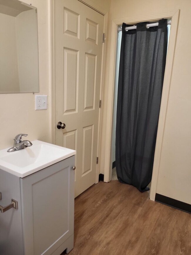 Foto del edificio - 1516 Elm St