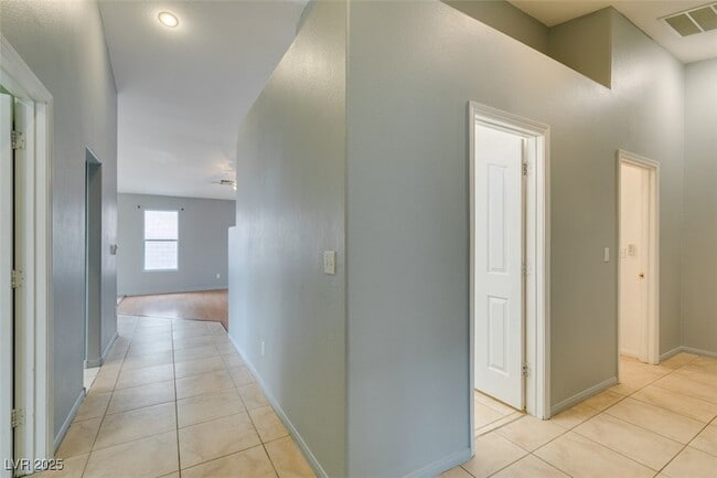 Foto del edificio - 7782 Top Hat Ave