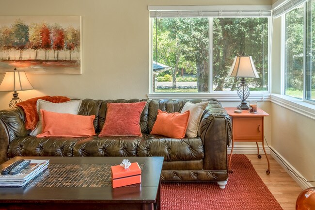 Foto del edificio - 1825 S Monroe St