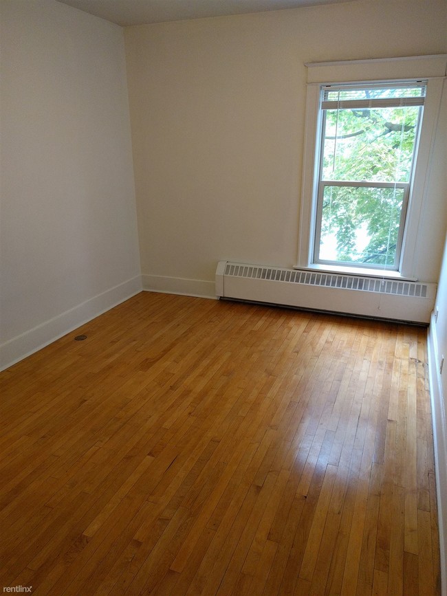 Building Photo - 480 E 300 S