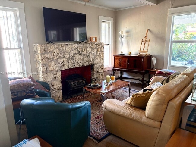 Foto del edificio - 1244 SW 13th Ct