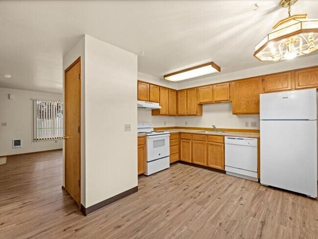 Foto del edificio - 400 S Morain St