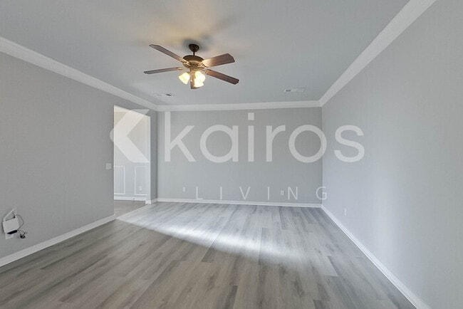 Building Photo - 7110 Mosley St