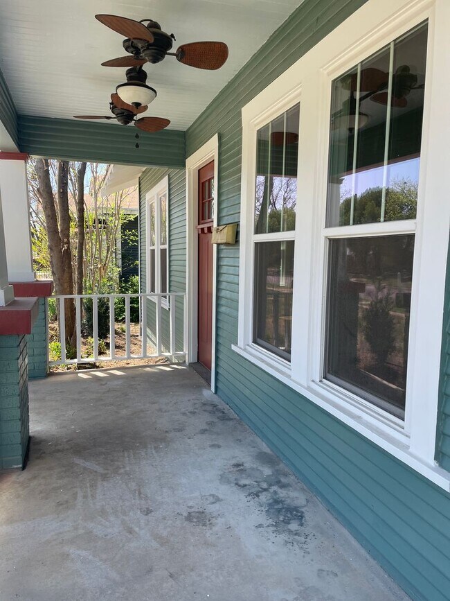 Foto del edificio - UPDATED!  3 BED, 1 BATH!