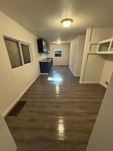 Building Photo - 110 Kinder St