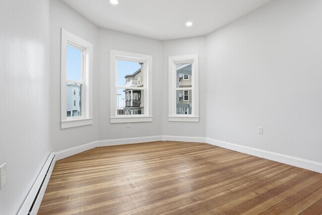 Foto del edificio - 53 Woodford St