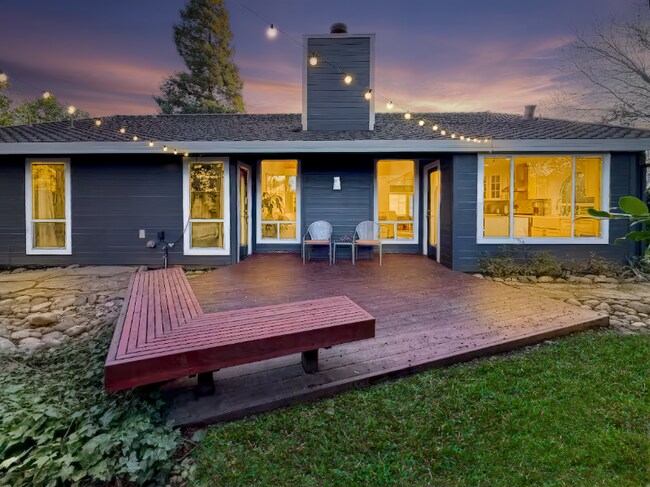 Foto del edificio - 9161 Kneeland Ct