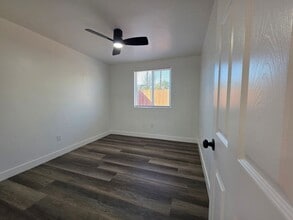 Building Photo - 2040 Earl St