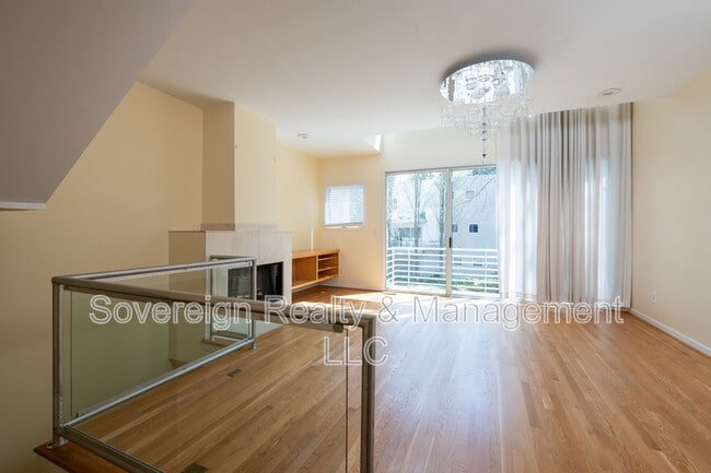 Foto del edificio - 2463 Field Way