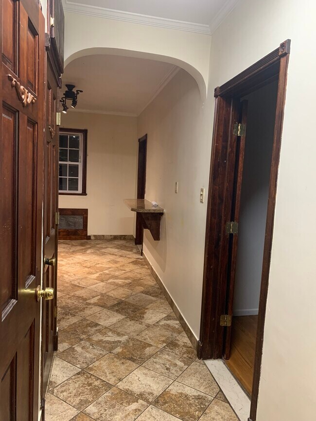 Foto del edificio - 101-46-146 95th St