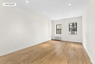 Building Photo - 31 E 20th St