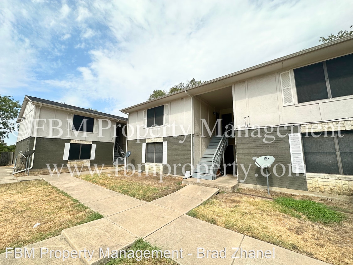 Primary Photo - 2 br, 1 bath Apartment - 1207 N Clay 1207 ...