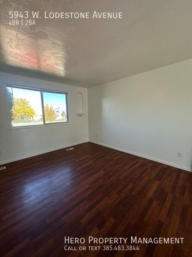 Building Photo - 5943 Lodestone Ave