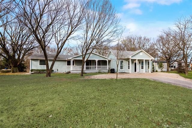 Building Photo - 875 Country Club Rd
