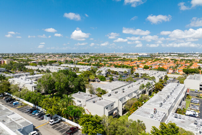 Foto del edificio - Park East Condo