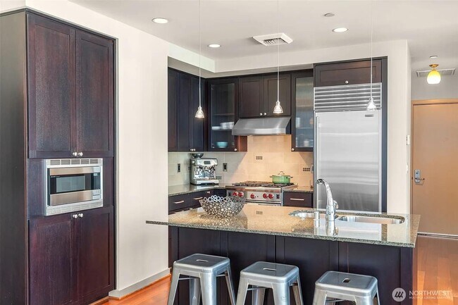 Foto del edificio - 1000 1st Ave