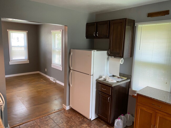 Kitchen Refrigerator - 167 W 23rd Ave