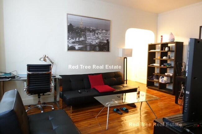 Photo - 2045 Commonwealth Ave Apartment
