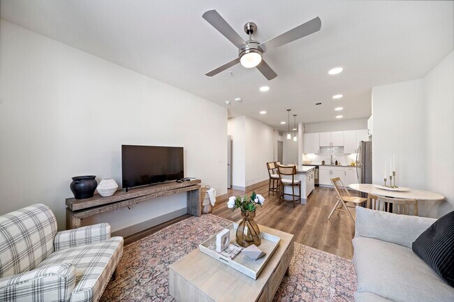 Building Photo - 10485 League Line Rd