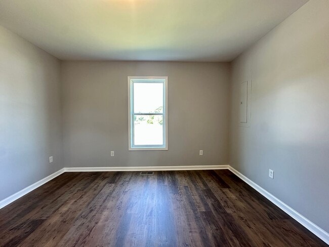 Building Photo - Location, Community, Quality Living. It St...