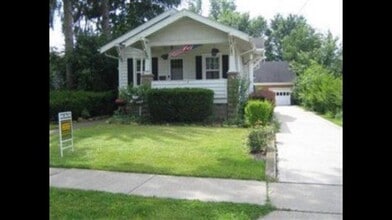 Building Photo - 160 Talbot Dr