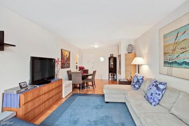 Building Photo - 1 br, 1 bath  - 1550 3rd Ave E