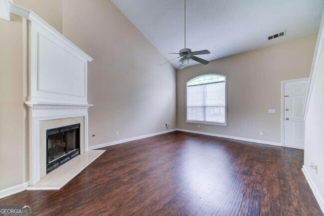 Building Photo - 3171 Serenade Ct