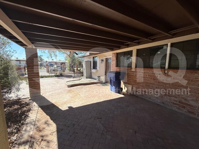 Building Photo - 3533 E 27th St