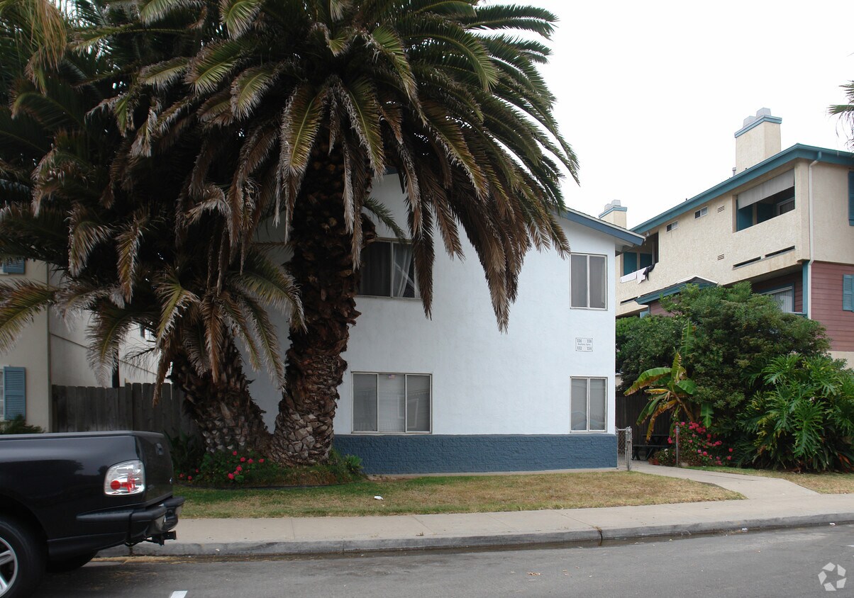Foto del edificio - 152 Date Ave