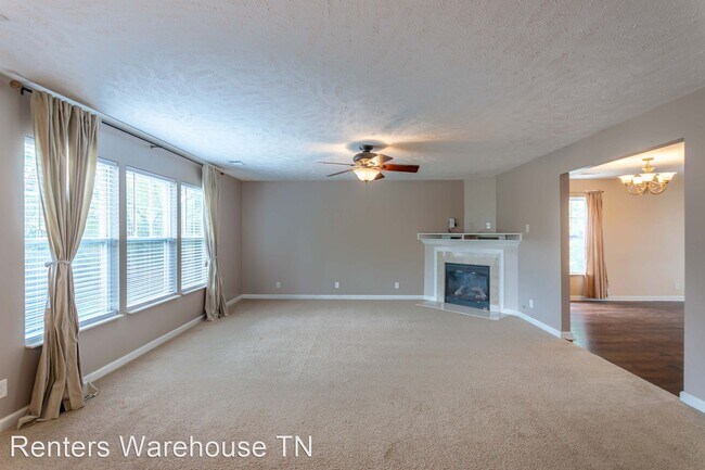 Building Photo - 4 br, 2.5 bath House - 1022 Lexington Farm...
